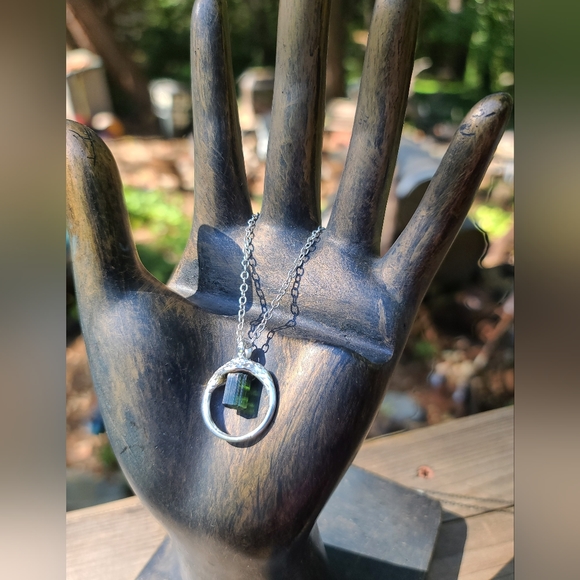 Green Tourmaline pillar sterling & gold necklace 18" - Picture 9 of 10